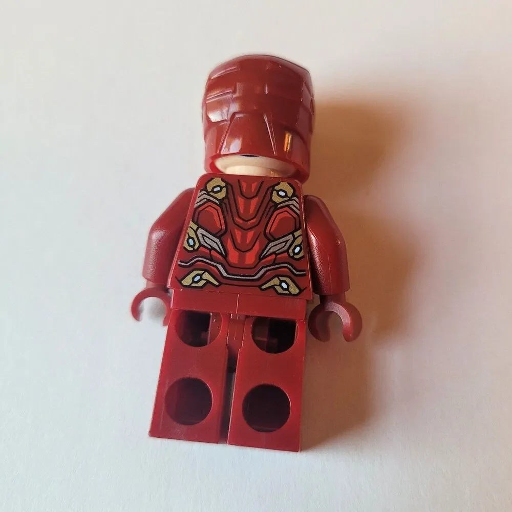 LEGO Marvel Super Heroes Iron Man Mark 50 Minifigure